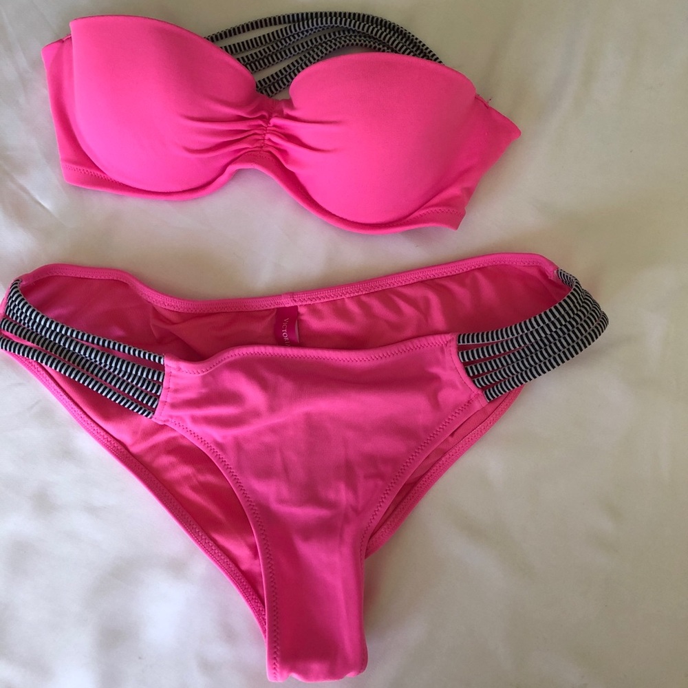 Strapless bikini